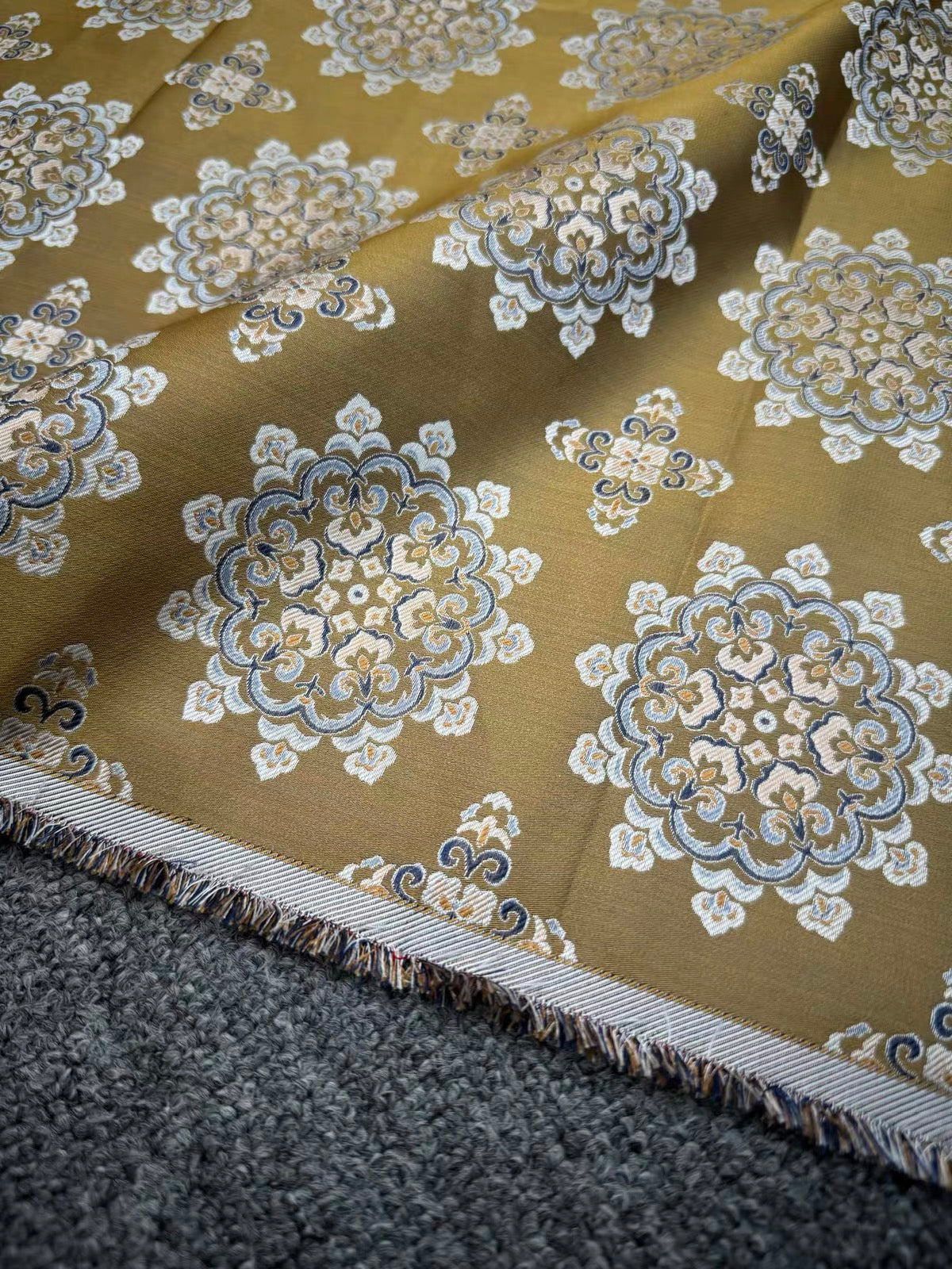Song brocade silk satin，35MM, 140cm Width